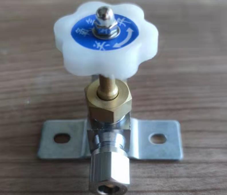 氧气房间维修阀门